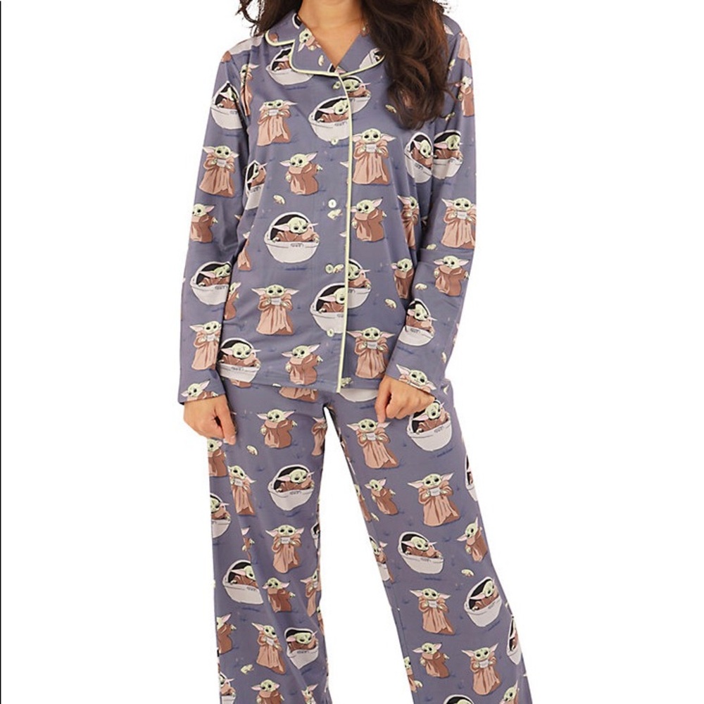 Munki Munki Star Wars Baby Yoda Women’s Pajamas Set